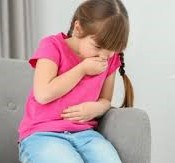 علاج الاستفراغ عند الأطفال عمر خمس سنوات